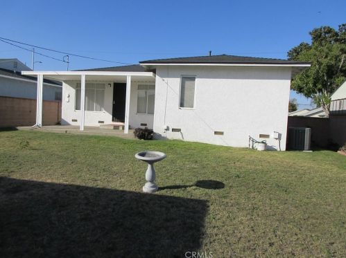 11848 Excelsior Dr, Norwalk CA  90650-5822 exterior