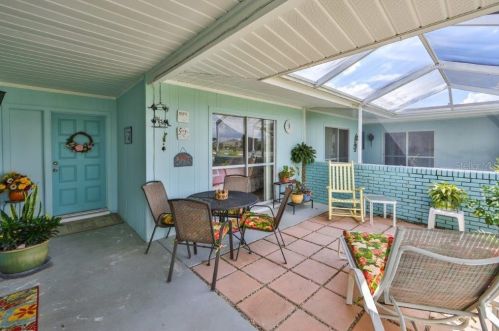 1520 Hartwick Dr, Ruskin, FL 33573-5345