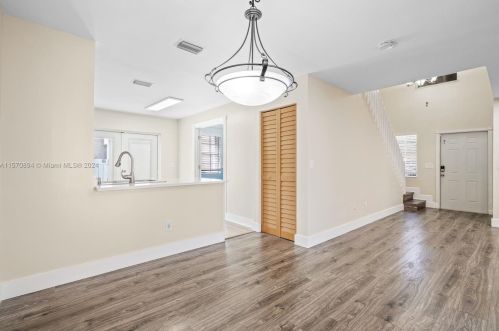 11728 12th St, Hollywood FL  33026-3841 exterior