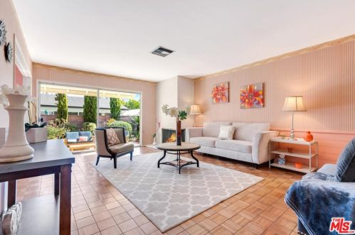 5726 Aldea Ave, Van Nuys CA 91316-1416 exterior