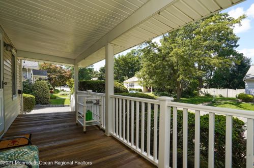 22 Wardell Pl, Tinton Falls, NJ 07712-4856
