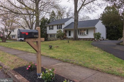 3300 Knoeller Rd, Norristown, PA 19403-4109