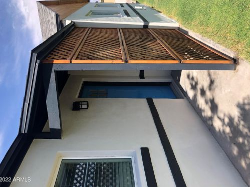 2124 Augusta Ave, Phoenix AZ 85051-6732 exterior