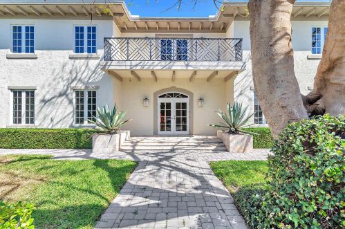 211 Vallette Way, West Palm Beach, FL 33401-7325