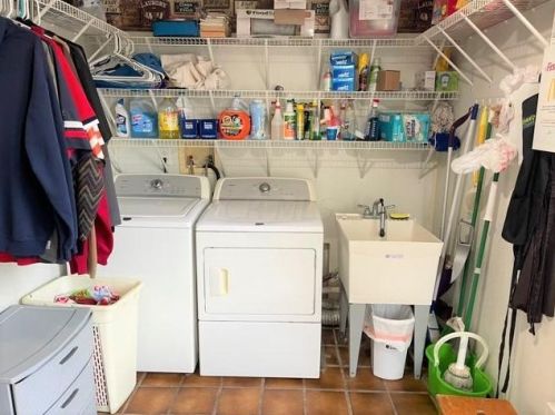 868 Bellefontaine Ave, Marion OH  43302-6151 exterior