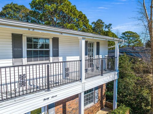 37 Walnut Ave, Shalimar FL  32579-1121 exterior