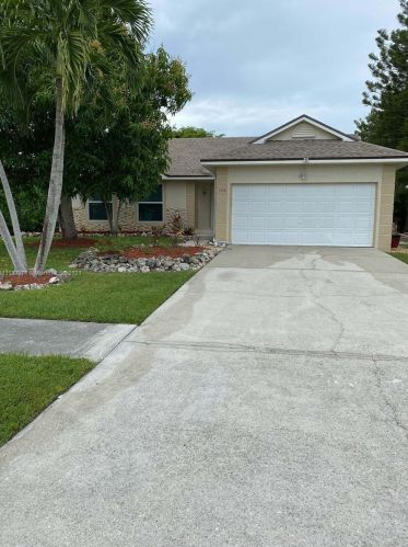 1318 Bayport Ave, Marco Island, FL 34145-3973