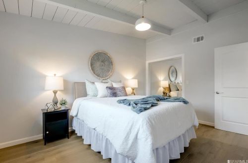 28562 Rochelle Ave, Hayward CA  94544-5454 exterior