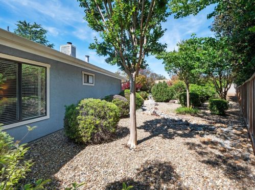 1423 Fry Ct, Benicia CA  94510-2576 exterior