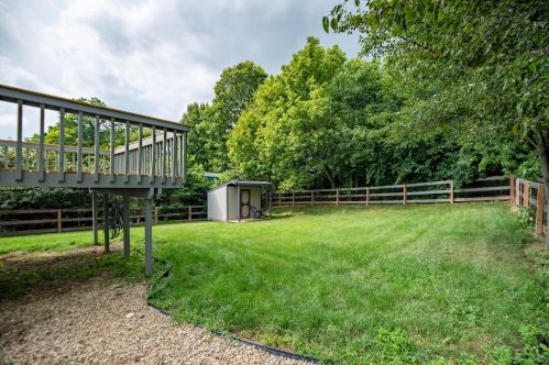 1764 Promontory Dr, Florence, KY 41042-1180