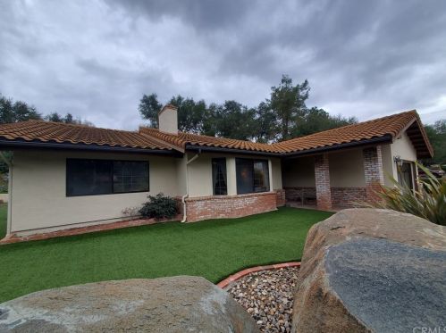 28415 Glenmeade Way, Escondido, CA 92026-6643
