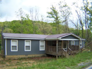 2753 Hillwood St, Monterey, TN 38574-3427