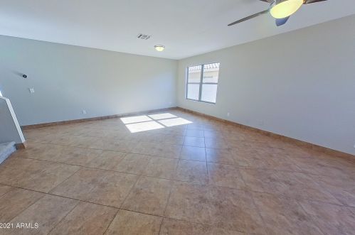 647 Heritage Dr, Gilbert, AZ 85296-2429