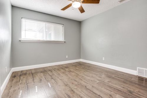 2131 Blossom Ln, Richardson TX  75081-4703 exterior