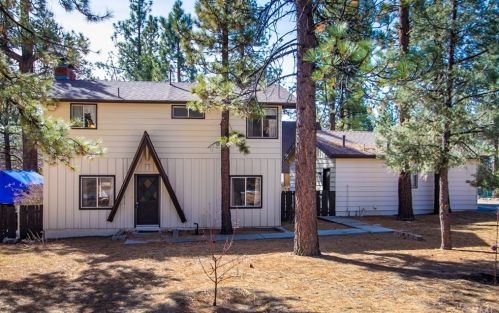 766 Bear Mountain Rd, Big Bear City, CA