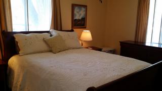 1415 Crestmont Ave, Roseville, CA 95661-5701