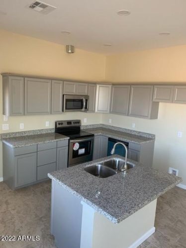 1039 360th Ave, Tonopah, AZ 85354-7469