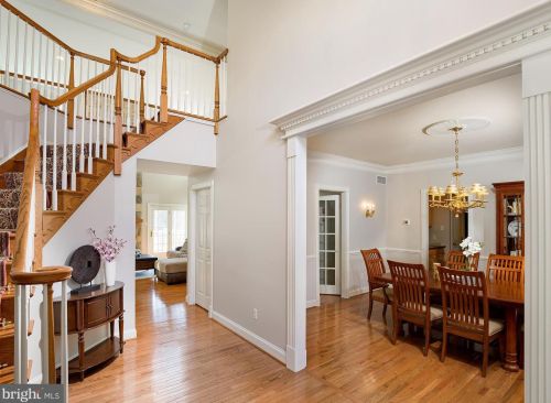 1136 Pebble Spg Dr, Berwyn PA 19312-2148 exterior