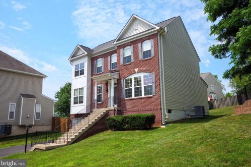 15208 Muddy Creek Ct, Woodbridge, VA 22193-5882