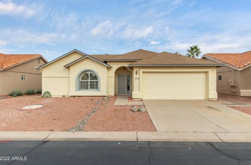 1528 Indian Wells Dr, Chandler AZ  85249-4066 exterior