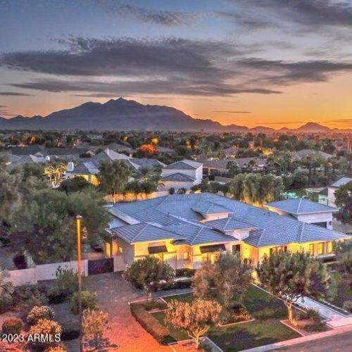 4575 Meadowview Dr, Gilbert AZ 85298-4873 exterior