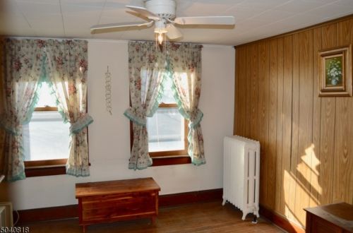 49 Main St, Flemington NJ  08822-1413 exterior