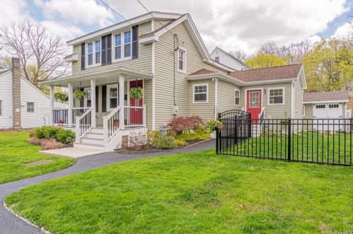 367 Hudson St, Cornwall Hud, NY 12520-1328