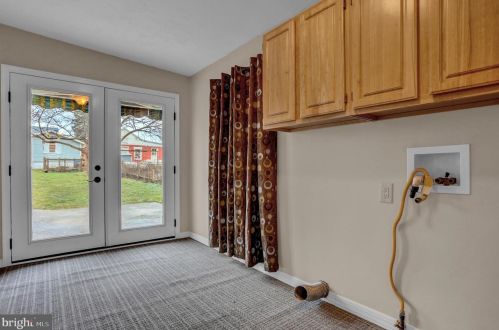 458 Highland St, Harrisburg PA 17113-1536 exterior