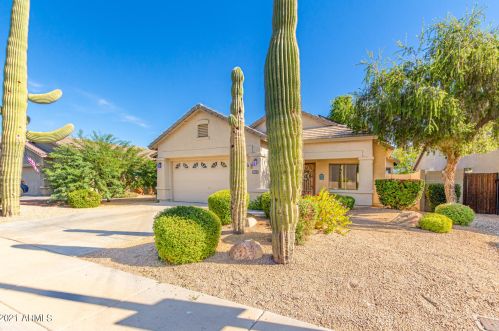 3413 129th Ave, Avondale, AZ 85392-6722