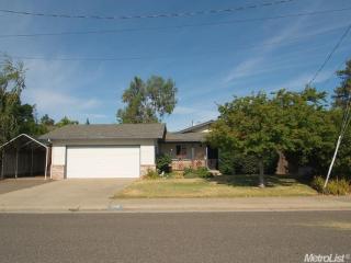 1751 Gwendolyn Ave, Escalon, CA 95320-1623