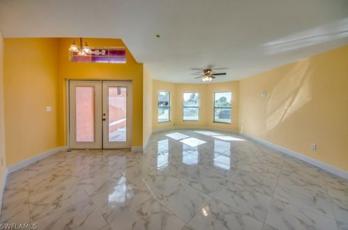 2716 29th St, Lehigh Acres, FL