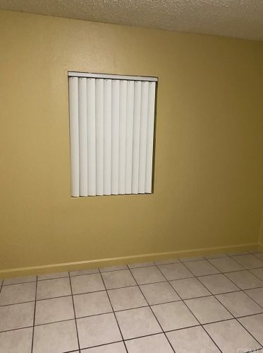 7822 Bell Gardens Ave, Bell CA  90201-5407 exterior