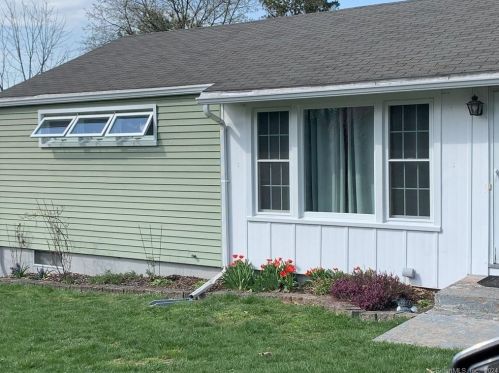 193 Spencer Dr, Middletown, CT 06457-3538