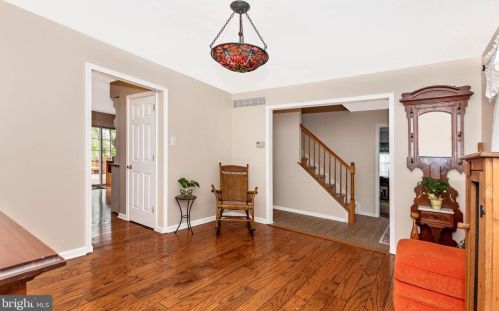 309 Williams Cir, Collegeville PA  19473-2344 exterior