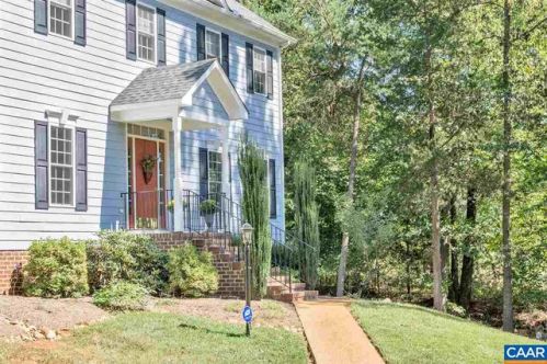 520 Tanager Woods Ct, Earlysville, VA 22936-1874