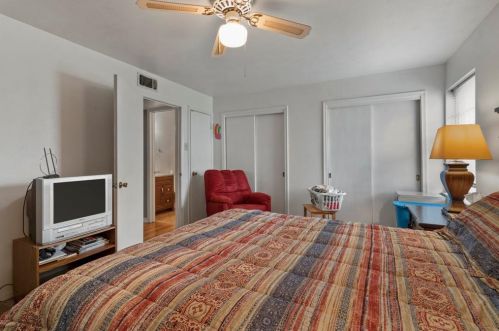 8449 Freeport Dr, Dallas TX  75228-4935 exterior