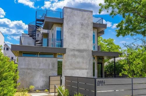 2004 8th St, Austin, TX 78702