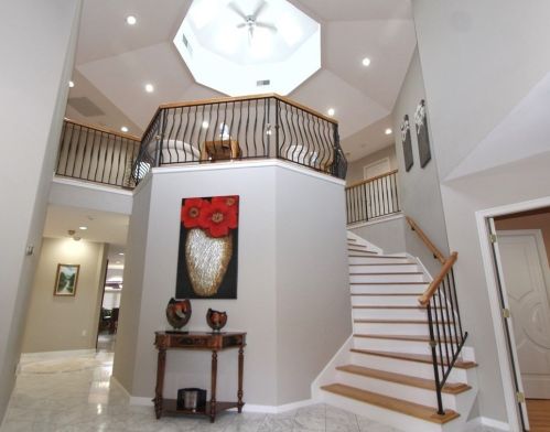 44 Whisper Dr, Worcester, MA 01609-1150