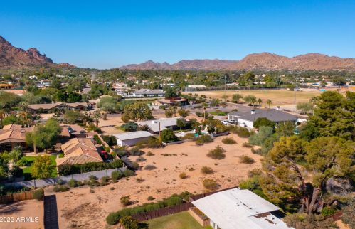 5629 69th Pl, Scottsdale AZ 85253-5908 exterior