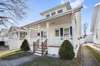 215 15th Ave, Belmar NJ  07719-2521 exterior