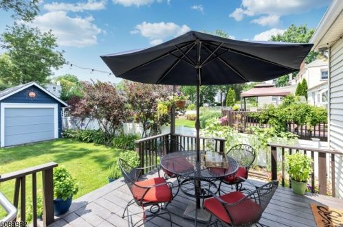 7 Roosevelt Ave, Cranford NJ  07016-2615 exterior