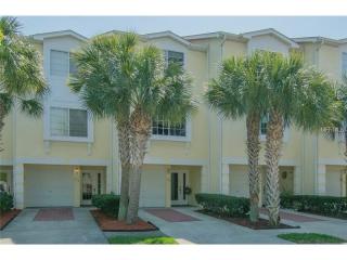 126 Brent Cir, Oldsmar, FL 34677-3342