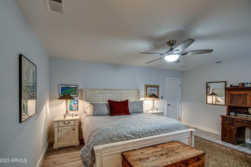 5674 12 St, Phoenix AZ exterior