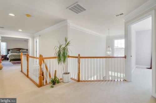 5312 Kernstown Ct, Haymarket VA  20169-4504 exterior