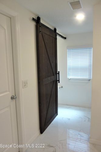 1124 Sabal Palm Ln, Sebastian FL  32976-6704 exterior