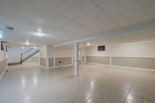 777 Vernon Heights Blvd, Marion OH  43302-5378 exterior
