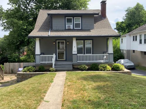 202 Forest Ave, Covington KY  41018-1626 exterior