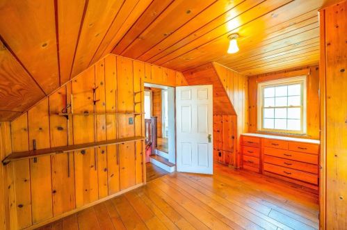 621 Compton Rd, Cincinnati OH 45231-5058 exterior