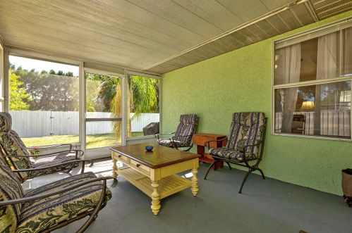 909 Fulton Way, Sebastian FL  32958-5123 exterior