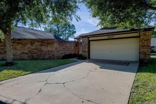 3917 Heathersage Dr, Houston TX  77084-3277 exterior